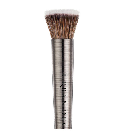 Diffusing Highlighter brush -  Urban Decay UD Pro